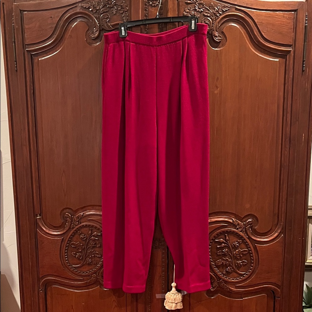 St. John Collection Vibrant Red Knitwear
